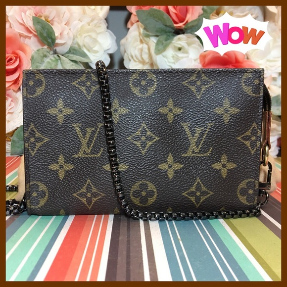 Louis Vuitton Handbags - Louis Vuitton Authentic Mini Pouch